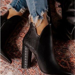 NEVADA FAUX LEATHER HEELED BOOTIE